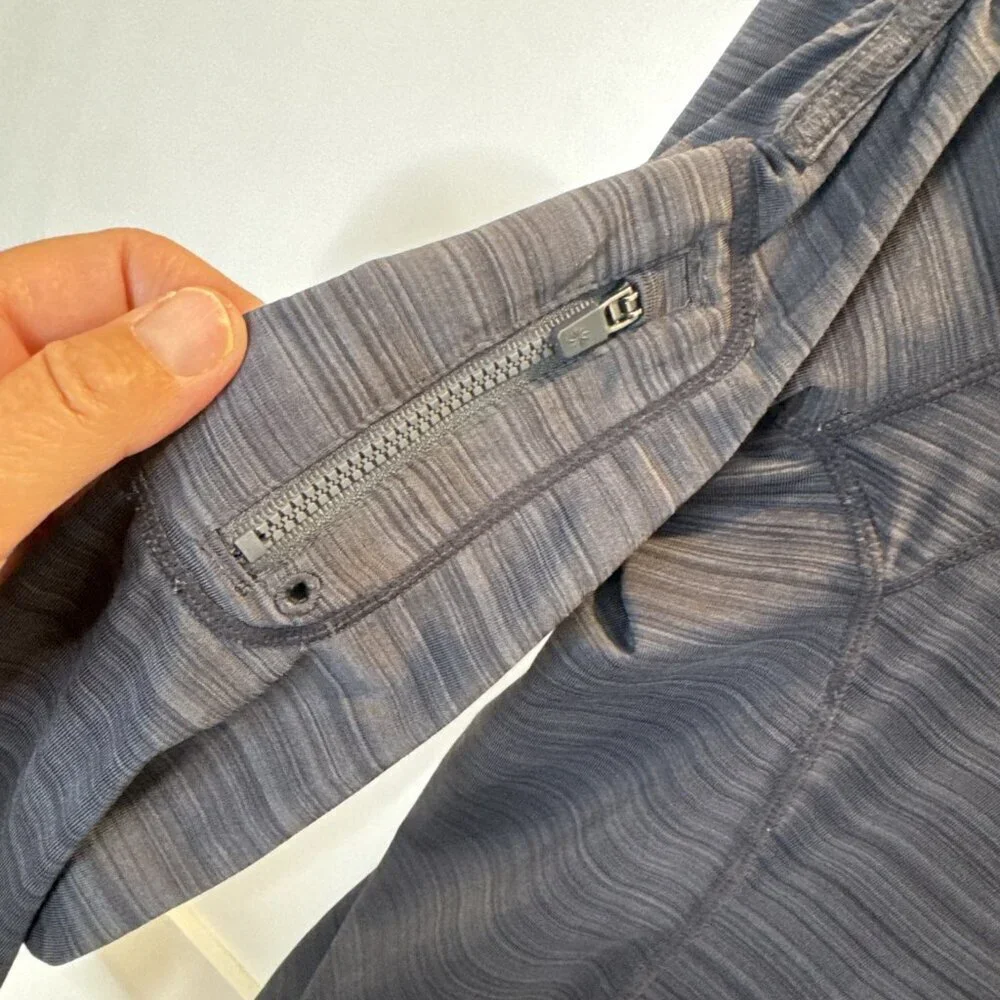 Athleta Womens Med Athletic Shirt Long sleeve Quarter zip Dk Gray zipper sleeve - Picture 6 of 12
